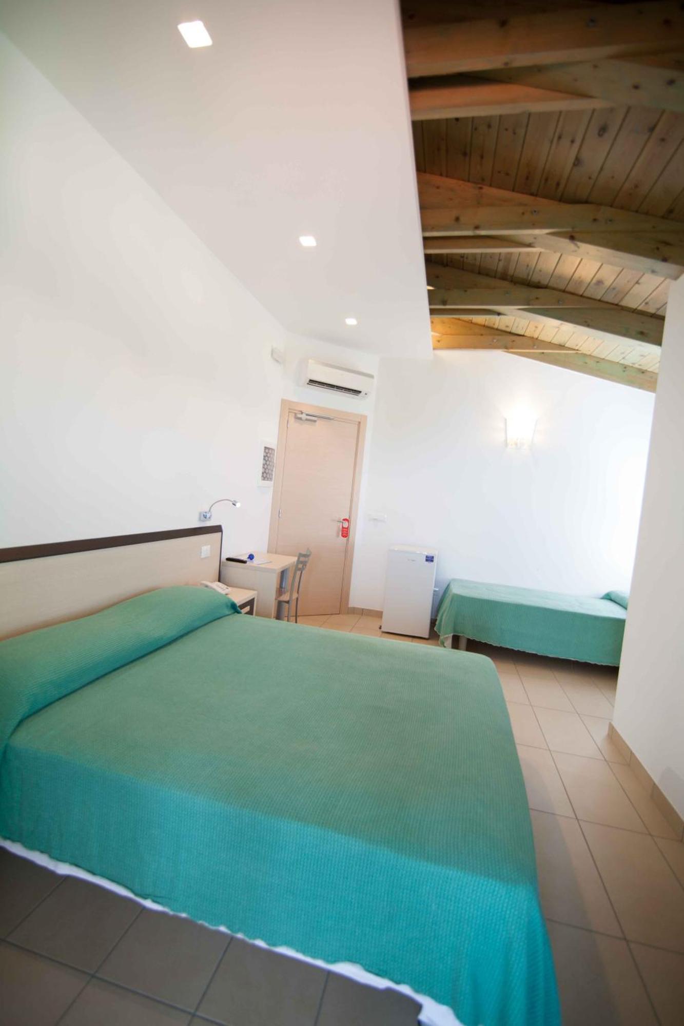 Hotel Marinella Capo Vaticano Luaran gambar