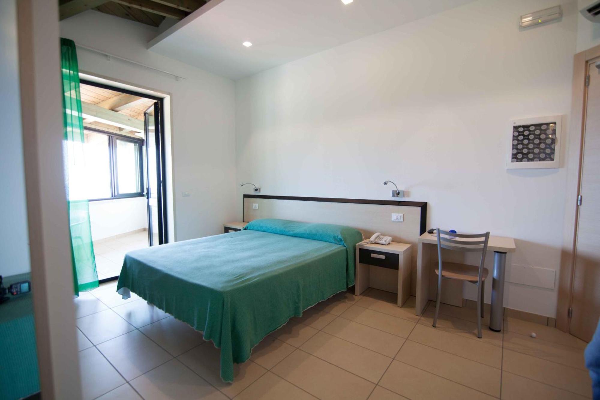 Hotel Marinella Capo Vaticano Luaran gambar