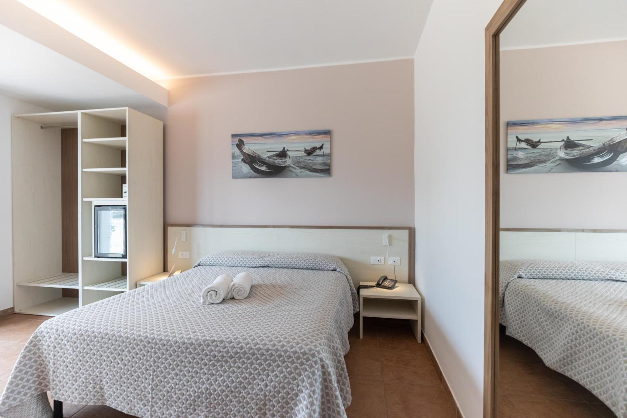 Hotel Marinella Capo Vaticano Luaran gambar