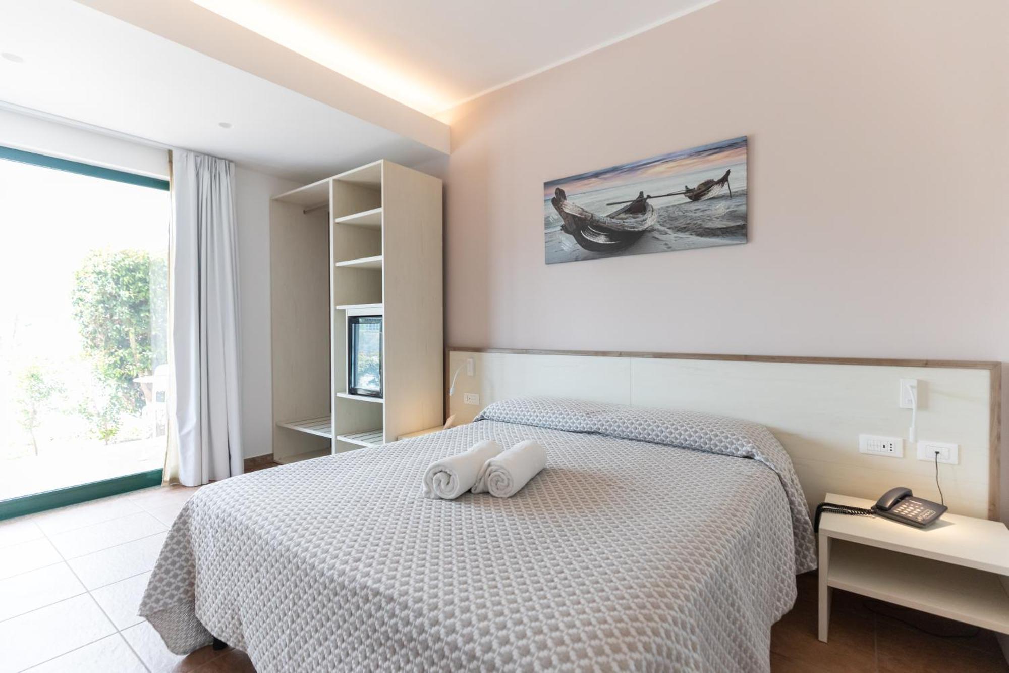 Hotel Marinella Capo Vaticano Luaran gambar